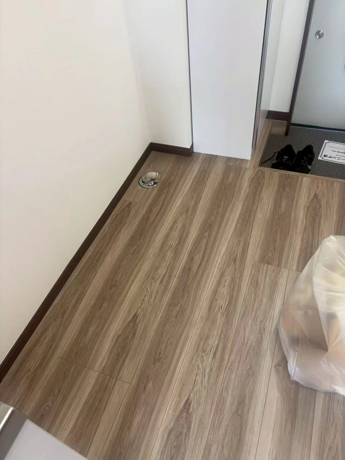施工後の玄関・廊下