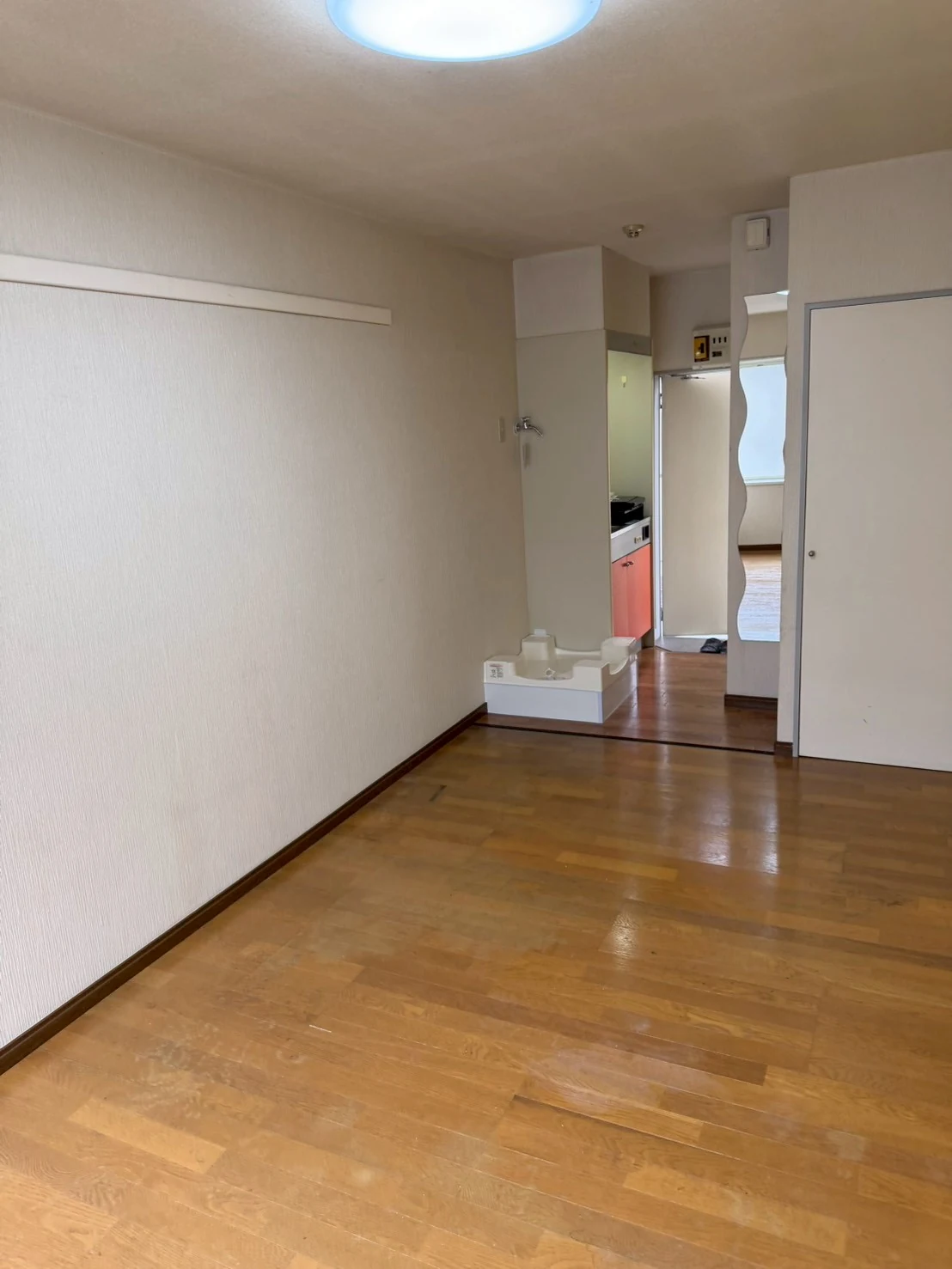 新設した室内洗濯機置場