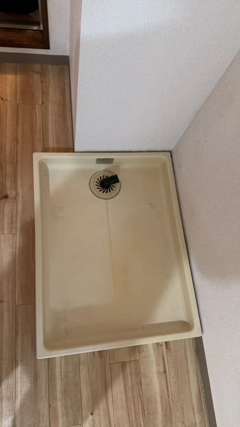 清掃後の洗濯機置場